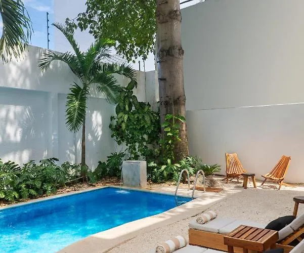 Rodina - Boutique 4*