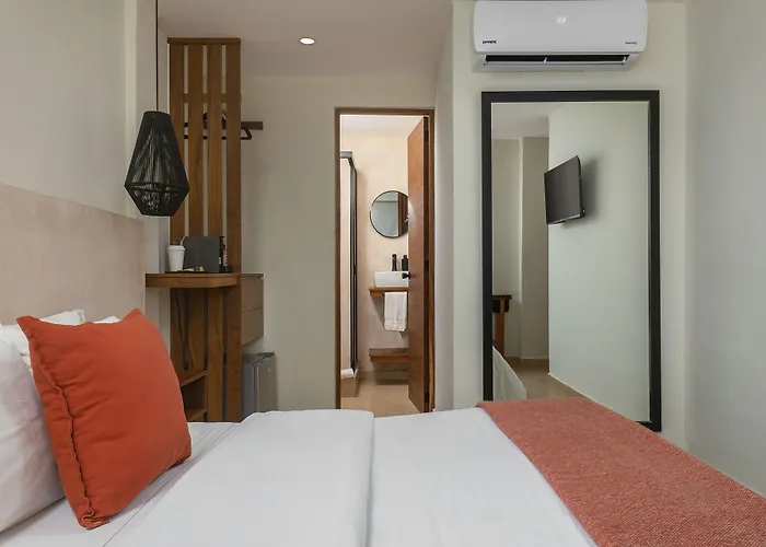Rodina - Boutique 4*